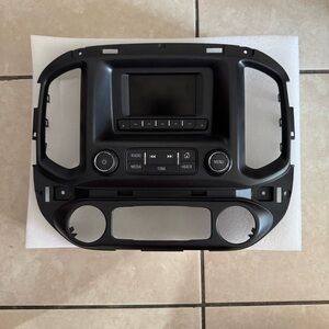 2015-2017 GMC Canyon/Chevy Colorado Control Panel With Screen